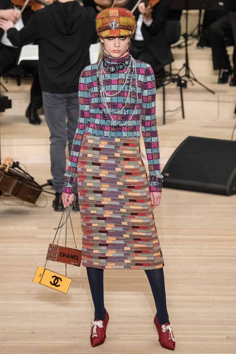 Chanel sails into Hamburg for Lagerfeld homecoming Chanel sails into Hamburg for Lagerfeld homecoming