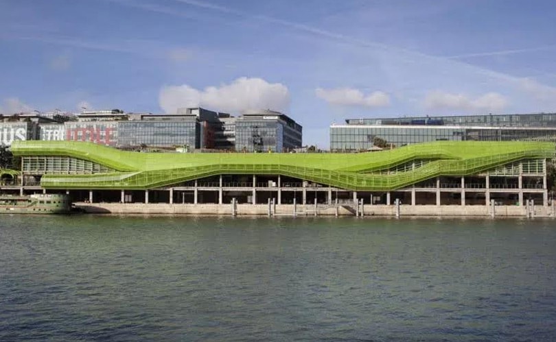 These are the top 10 fashion schools in France These are the top 10 fashion schools in France