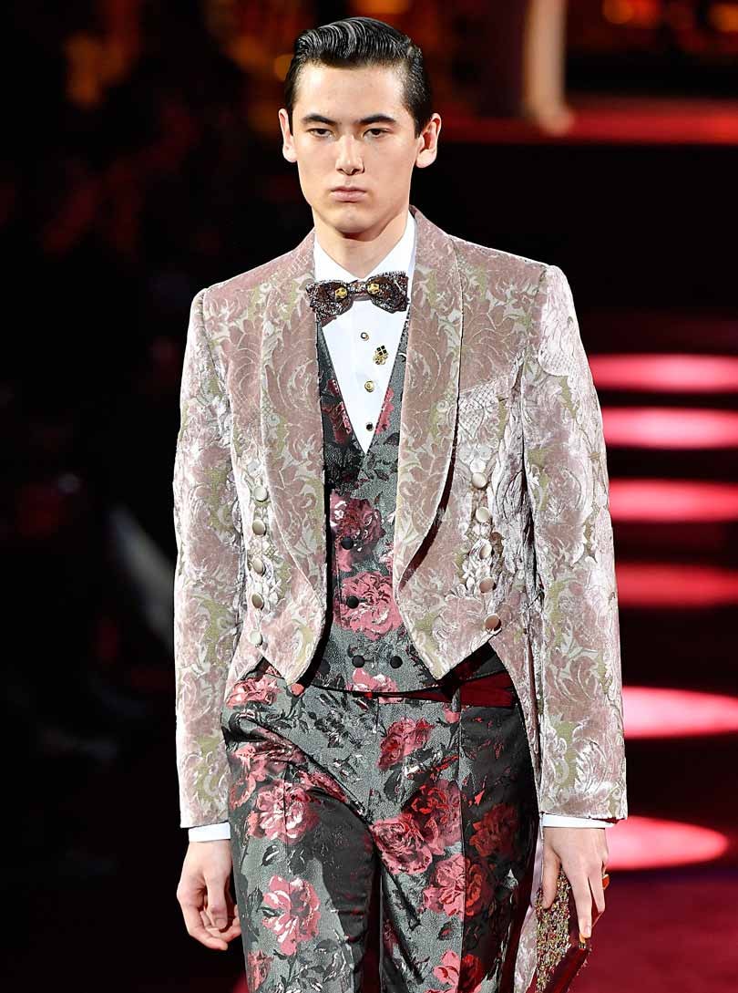 D&G unveil Italian oomph at Milan after China fiasco D&G unveil Italian oomph at Milan after China fiasco
