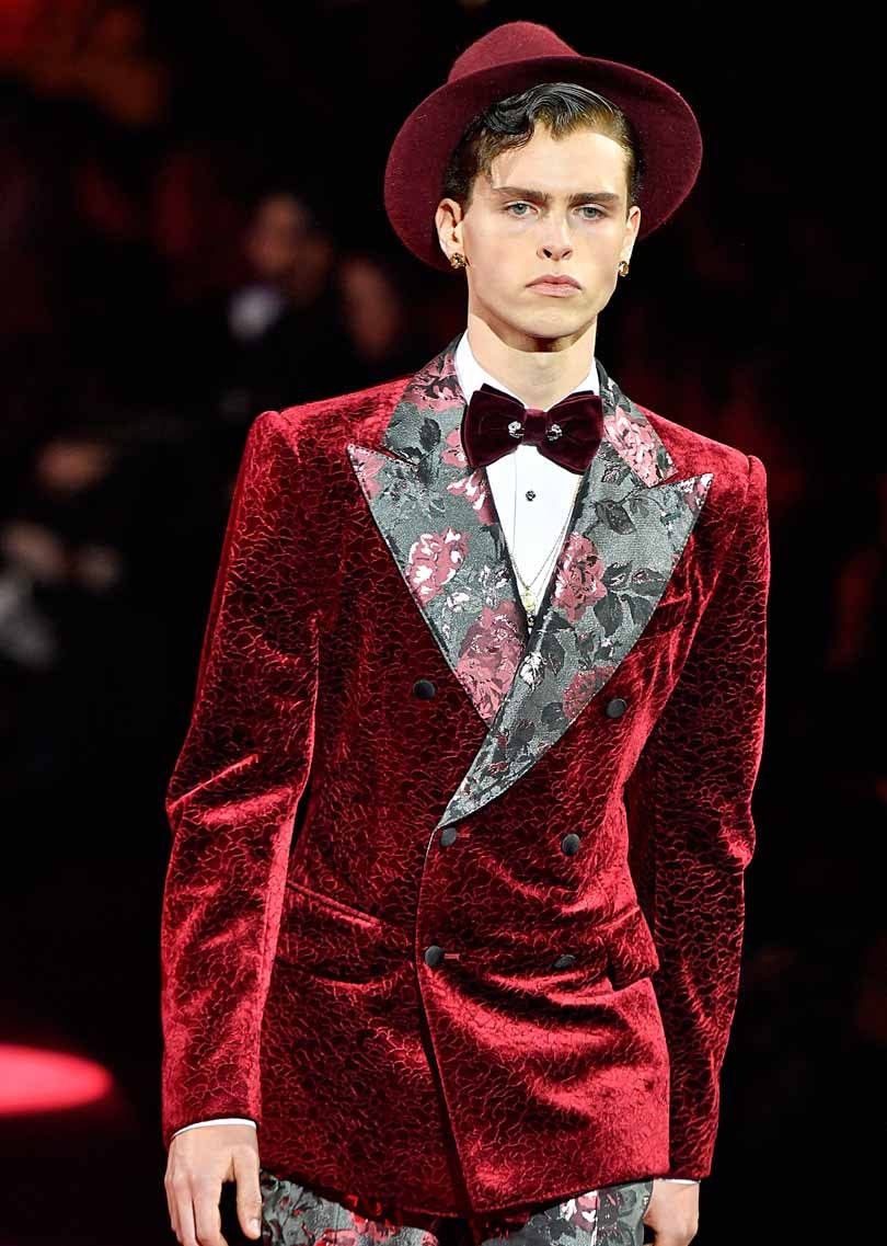 D&G unveil Italian oomph at Milan after China fiasco D&G unveil Italian oomph at Milan after China fiasco