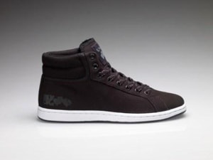 Feiyue collaborates with Steph.Cop Feiyue collaborates with Steph.Cop